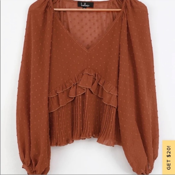 NWT Lulu’s Thrills and Frills Swiss Dot Ruffled Top - Picture 3 of 15